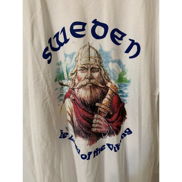 Vintage SWEDEN The Land of the Viking Men’s Sz L T shirt White Design In‎ Sweden - Picture 1 of 6
